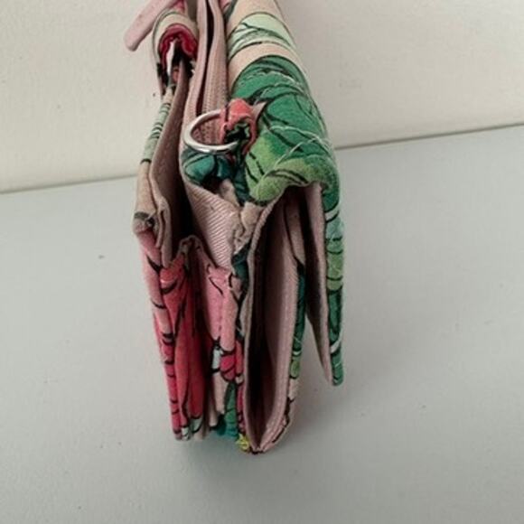 Vera Bradley Vintage Floral Smartphone Wristlet Wallet Broken Zipper & No Strap - Picture 2 of 11